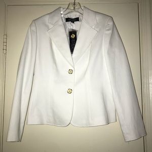 Kasper 2-Buttoned Shoulder Padded White Blazer